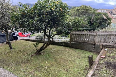 Photo of property in 92 Rolleston Street, Mount Cook, Wellington, 6021