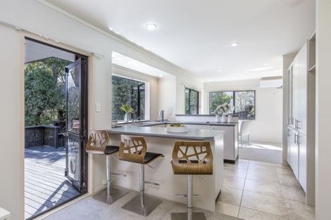 Photo of property in 2/9 Eastwood Rise, Browns Bay, Auckland, 0630