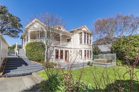 Photo of property in 11 Trelissick Crescent, Ngaio, Wellington, 6035
