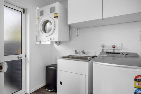 Photo of property in 2/9 Cassidy Place, Belfast, Christchurch, 8051