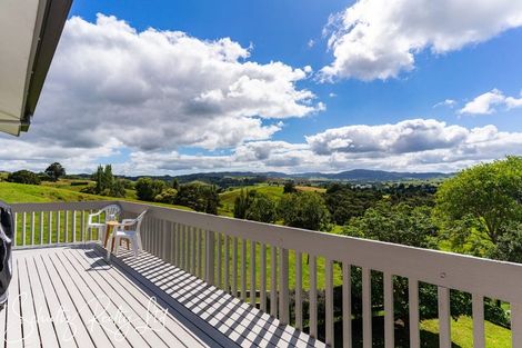 Photo of property in 71 Gorge Road, Maungaturoto, 0520