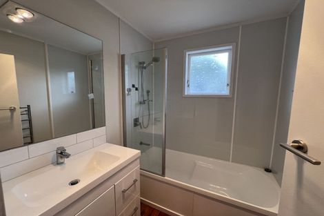 Photo of property in 12 Pauline Place, Bucklands Beach, Auckland, 2014