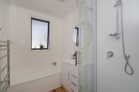 Photo of property in 124 Cook Drive, Whitianga, 3510