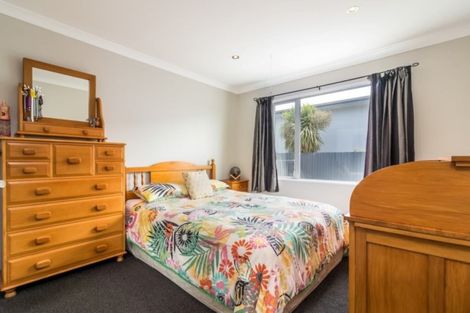 Photo of property in 1b Aston Drive, Waimairi Beach, Christchurch, 8083