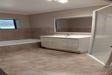 Photo of property in 11a Ferndale Road, Mount Wellington, Auckland, 1060