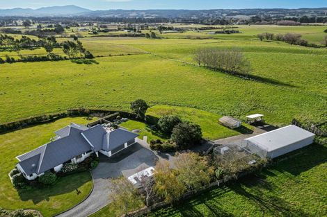 Photo of property in 132 Round Hill Road, Loburn, 7472