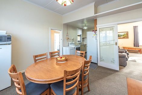 Photo of property in 1 Gunn Street, Gonville, Whanganui, 4501