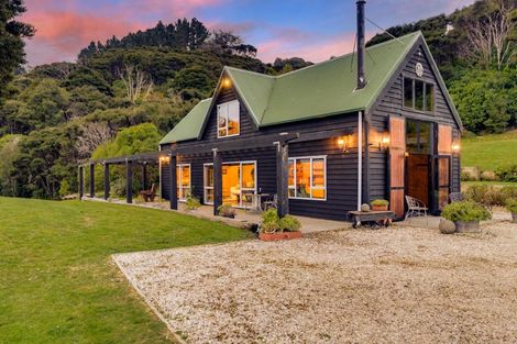 Photo of property in 61 Grehan Valley Road, Akaroa, 7520