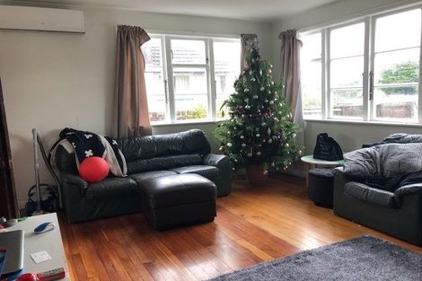 Photo of property in 106 Moorefield Road, Johnsonville, Wellington, 6037