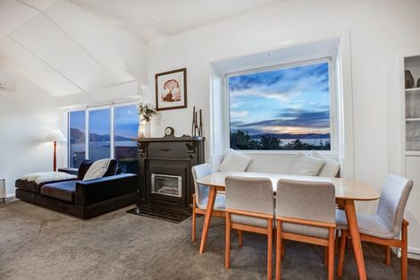 Photo of property in 409 Marine Drive, Mahina Bay, Lower Hutt, 5013