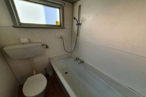 Photo of property in 25 Marine Parade, North New Brighton, Christchurch, 8083