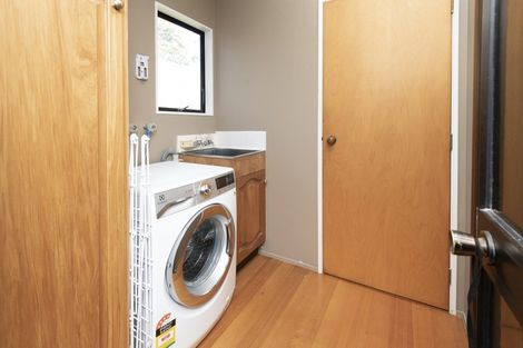 Photo of property in 8 Thurston Place, Bucklands Beach, Auckland, 2012