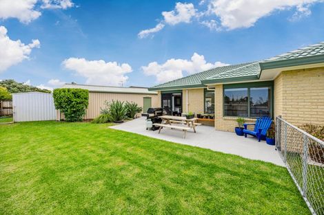 Photo of property in 47 Davington Way, Burswood, Auckland, 2013