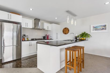Photo of property in 92a Swanson Road, Henderson, Auckland, 0610