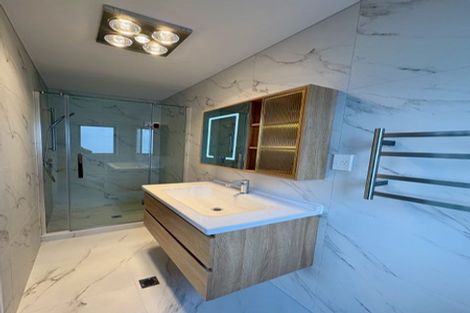 Photo of property in 14b Elcoat Avenue, Te Atatu South, Auckland, 0610