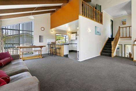 Photo of property in 2 Newberry Place, Richmond Heights, Taupo, 3330