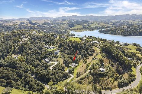 Photo of property in 27 Brick Bay Drive, Sandspit, Warkworth, 0982