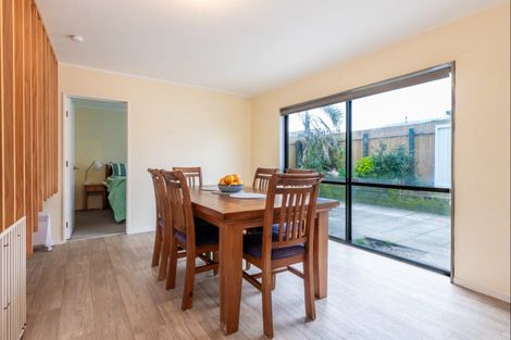 Photo of property in 196 Pukehina Parade, Pukehina, Te Puke, 3189