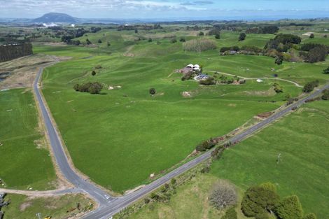 Photo of property in 140 Tuhingamata Road, Oruanui, Taupo, 3384