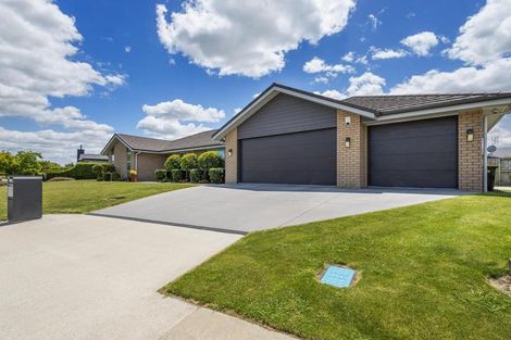 Photo of property in 16 Lilac Close, Cambridge, 3434