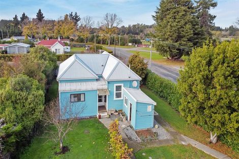 Photo of property in 24 Edward Street, Waimate, 7924