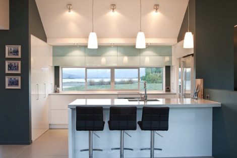 Photo of property in 42 Pisa Moorings Road, Mount Pisa, Cromwell, 9383