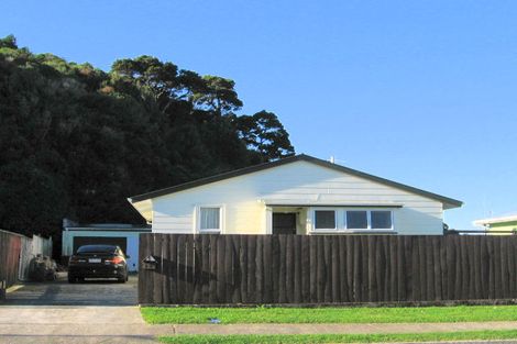 Photo of property in 120 Rangituhi Crescent, Takapuwahia, Porirua, 5022