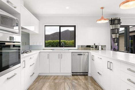 Photo of property in 8 The Link, Flagstaff, Hamilton, 3210