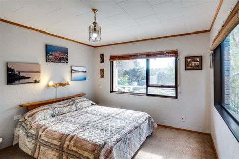 Photo of property in 12 Gladstone Road, Bluff Hill, Napier, 4110