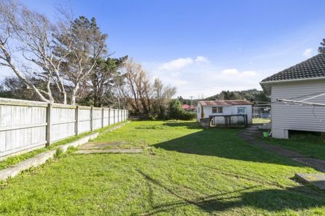 Photo of property in 17 Mckay Street, Wainuiomata, Lower Hutt, 5014