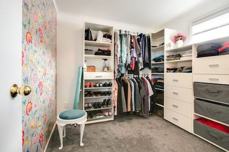 Photo of property in 10 Totara Street, Taradale, Napier, 4112