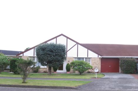 Photo of property in 15 Rewarewa Crescent, Waikanae, 5036