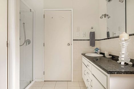 Photo of property in 24 Sunvale Crescent, Whataupoko, Gisborne, 4010