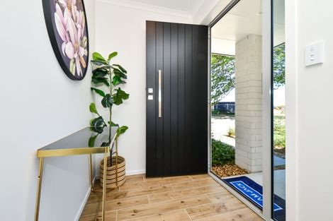 Photo of property in 36 North Ridge Drive, Rototuna North, Hamilton, 3210