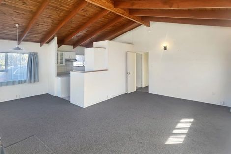 Photo of property in 6 Ervine Place, Bucklands Beach, Auckland, 2014