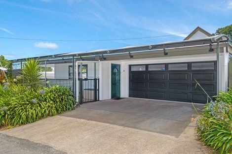 Photo of property in 17 Ormond Road, Whataupoko, Gisborne, 4010