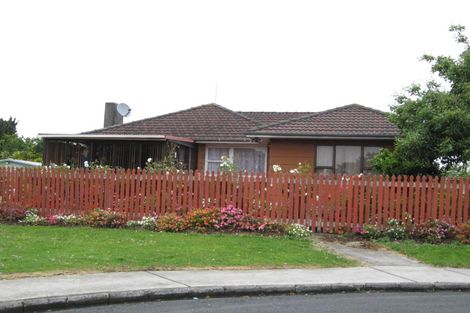 Photo of property in 11 Hinau Road, Mangere Bridge, Auckland, 2022