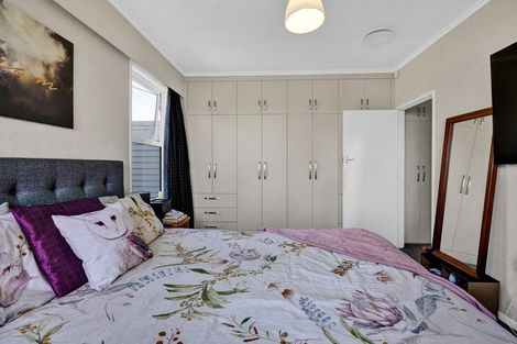 Photo of property in 75 Waihi Road, Hawera, 4610