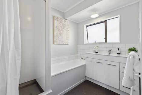 Photo of property in 1/49 Marne Road, Papakura, 2110