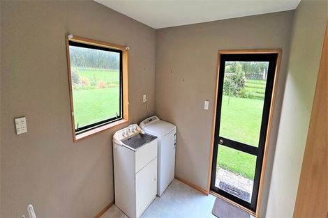 Photo of property in 15 Guys Road, Yaldhurst, Christchurch, 7676