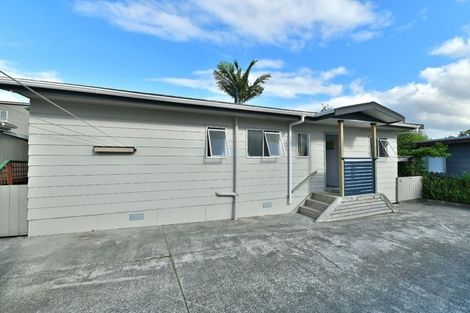 Photo of property in 69b Red Beach Road, Red Beach, 0932