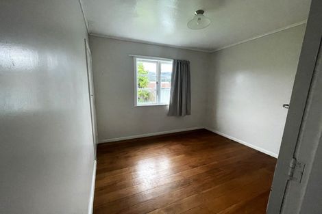 Photo of property in 15 Bledisloe Crescent, Wainuiomata, Lower Hutt, 5014