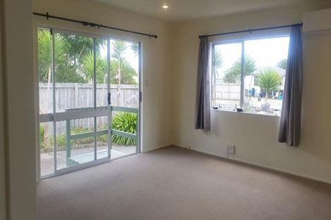 Photo of property in 3b Redditch Place, Papamoa Beach, Papamoa, 3118