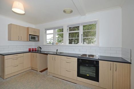 Photo of property in 6 Oak Street, Ebdentown, Upper Hutt, 5018