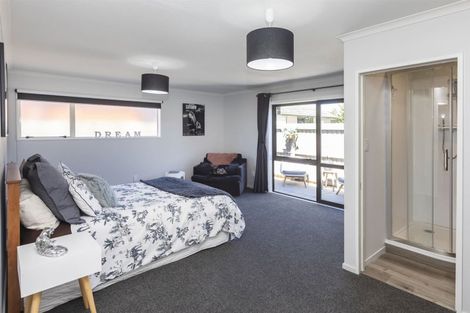 Photo of property in 1/411 Main Road North, Redwood, Christchurch, 8051