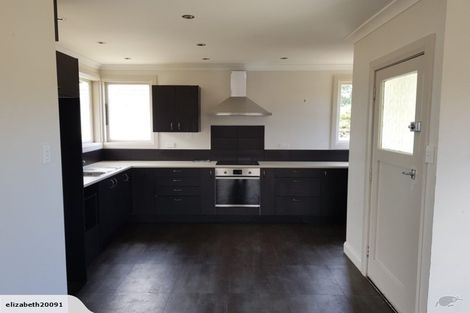 Photo of property in 14 Awatea Street, Levin, 5510