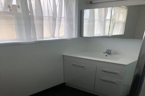 Photo of property in 7 Kotuku Street, Te Atatu Peninsula, Auckland, 0610