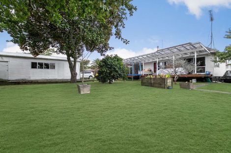 Photo of property in 3 Albertson Place, Manurewa, Auckland, 2102