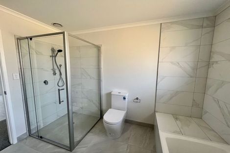 Photo of property in 24 Kerr Crescent, Patumahoe, 2679