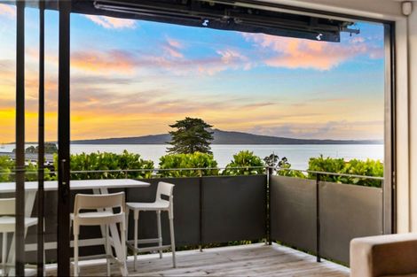 Photo of property in 4 Ronaki Road, Mission Bay, Auckland, 1071